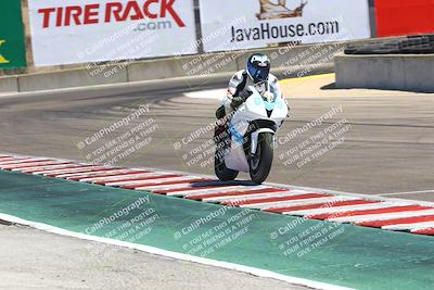 media/Aug-29-2025-TrackDaz (Fri) [[e7163b0dc3]]/B Plus/1220pm (Turn 11)/